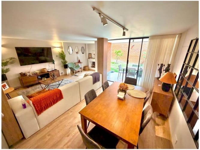 Casa de 4 alcobas en venta en Loma De Las Brujas, Envigado, 160 m² · foto 3 de 19