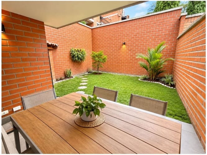 Casa de 4 alcobas en venta en Loma De Las Brujas, Envigado, 160 m² · foto 6 de 19