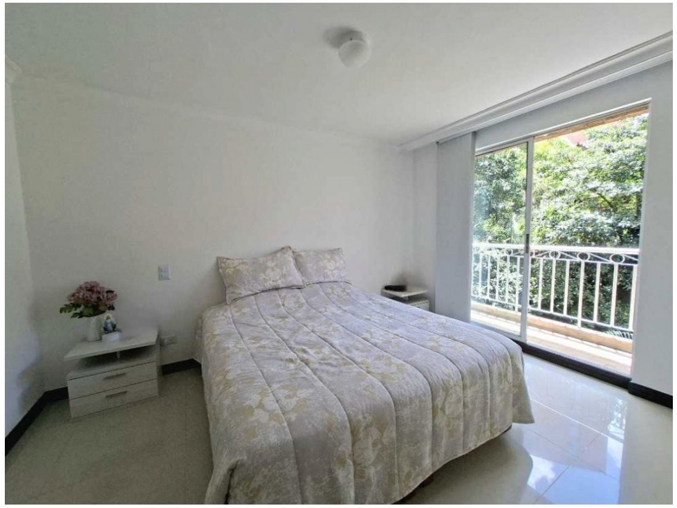 Apartamento en venta en Los Balsos, Medellín · foto 13 de 19