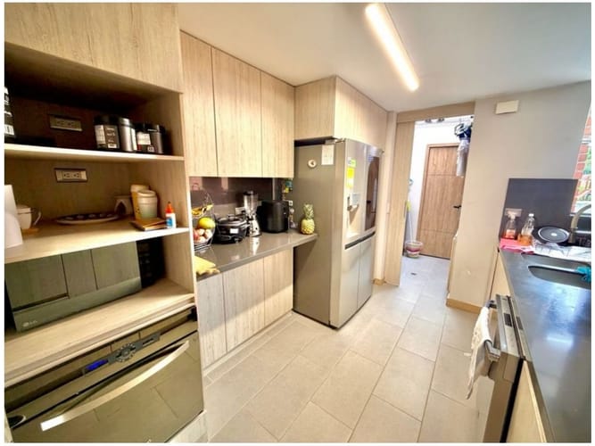 Casa de 4 alcobas en venta en Loma De Las Brujas, Envigado, 160 m² · foto 9 de 19