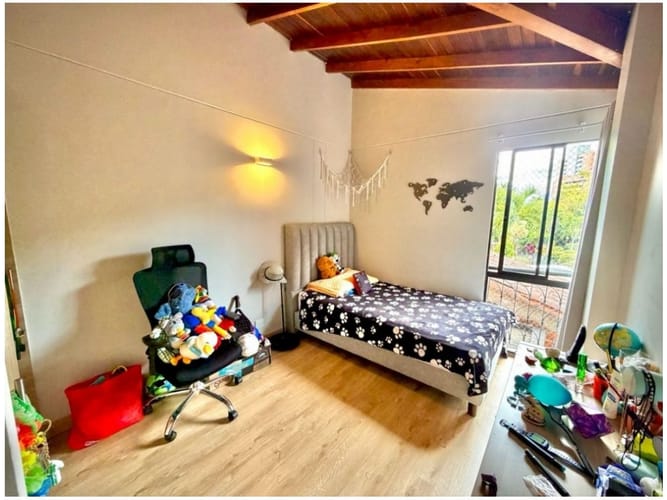 Casa de 4 alcobas en venta en Loma De Las Brujas, Envigado, 160 m² · foto 12 de 19