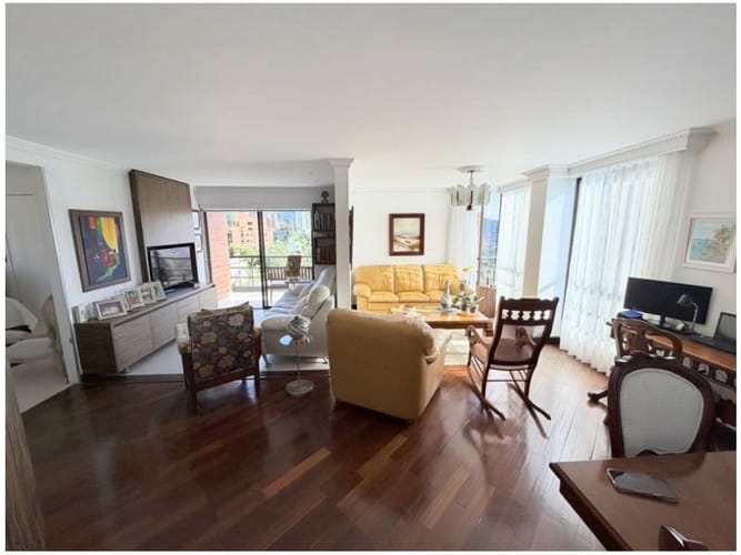Apartamento en venta en Los Balsos, Medellín · foto 8 de 19