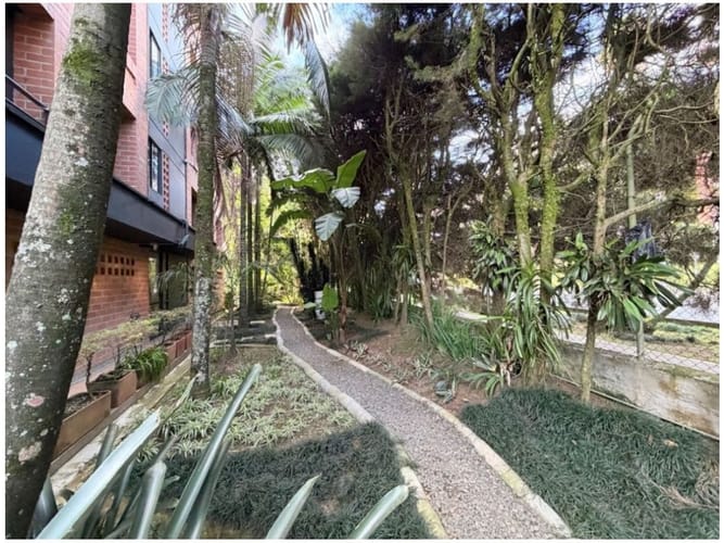 Apartamento en venta en Los Balsos, Medellín · foto 18 de 19