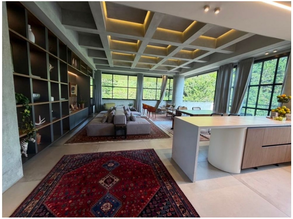 2BR Apartment in El tesoro (263 m²) for Sale - 2