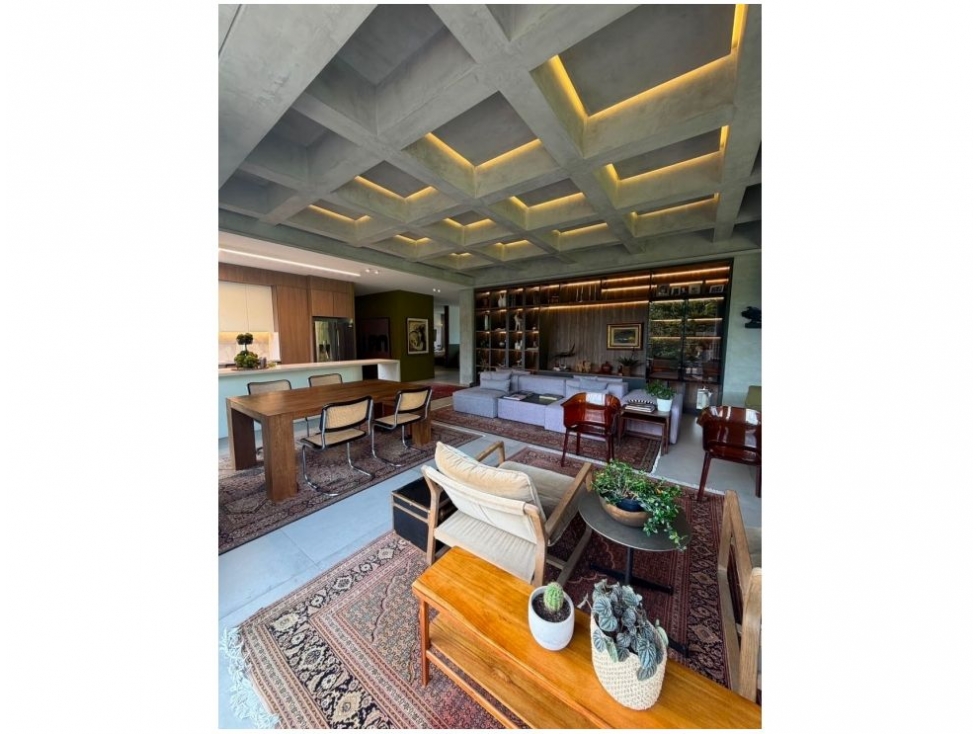 2BR Apartment in El tesoro (263 m²) for Sale - 4