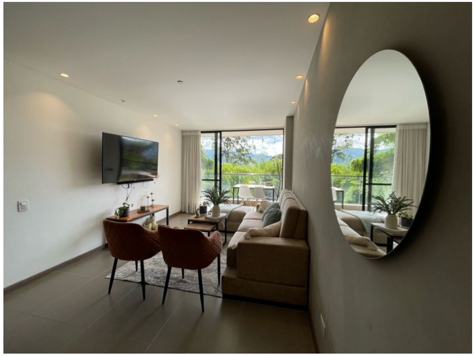 Apartamento en venta en Loma De Las Brujas, Envigado · foto 5 de 12