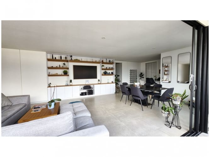 Apartamento de 3 alcobas en venta en El Poblado, Medellín, 121 m² · foto 3 de 24