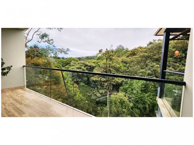 Casa de 4 alcobas en venta en Loma Del Chocho, Envigado, 490 m² · foto 5 de 24