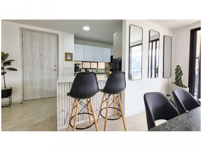 Apartamento de 3 alcobas en venta en El Poblado, Medellín, 121 m² · foto 6 de 24