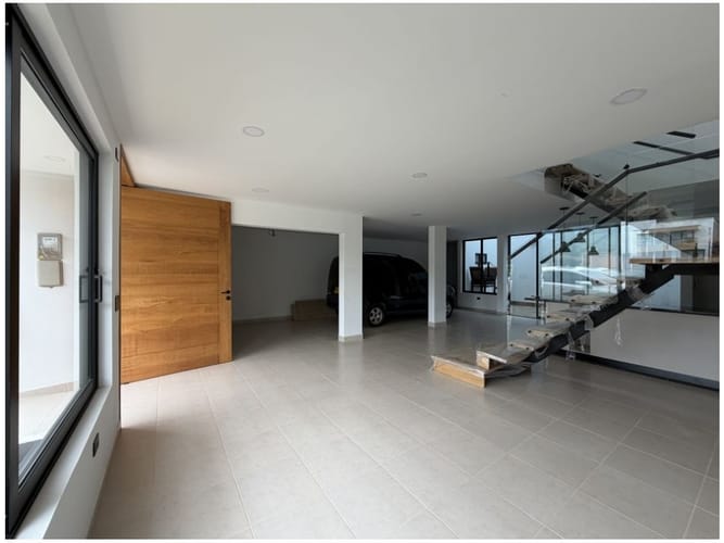 Casa de 3 alcobas en venta en El Tambo, La Ceja, 200 m² · foto 3 de 24