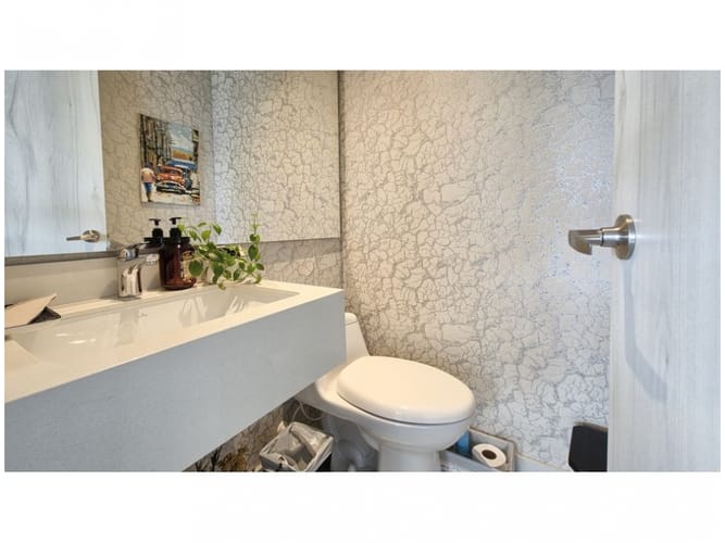 Apartamento de 3 alcobas en venta en El Poblado, Medellín, 121 m² · foto 11 de 24