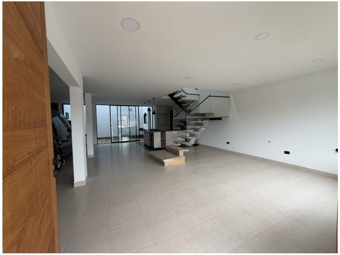 Casa de 3 alcobas en venta en El Tambo, La Ceja, 200 m² · foto 5 de 24