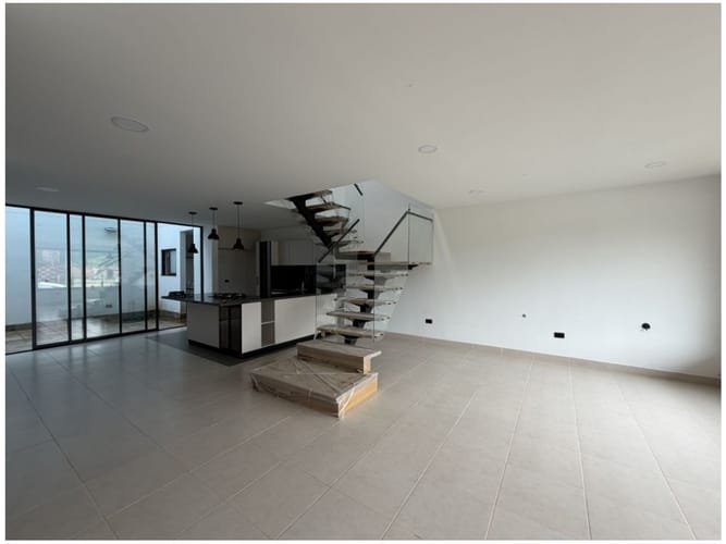 Casa de 3 alcobas en venta en El Tambo, La Ceja, 200 m² · foto 6 de 24