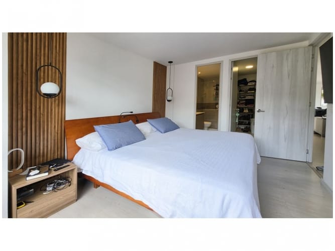 Apartamento de 3 alcobas en venta en El Poblado, Medellín, 121 m² · foto 18 de 24
