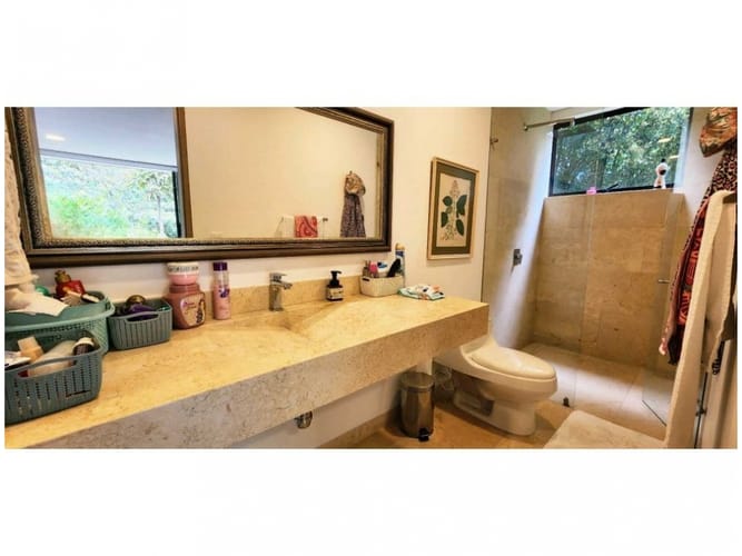 Casa de 4 alcobas en venta en Loma Del Chocho, Envigado, 490 m² · foto 19 de 24