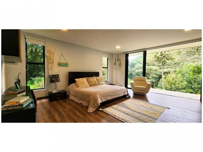 Casa de 4 alcobas en venta en Loma Del Chocho, Envigado, 490 m² · foto 20 de 24