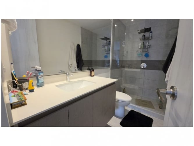 Apartamento de 3 alcobas en venta en El Poblado, Medellín, 121 m² · foto 21 de 24