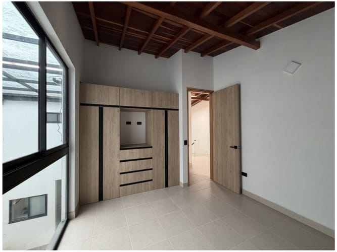 Casa de 3 alcobas en venta en El Tambo, La Ceja, 200 m² · foto 22 de 24