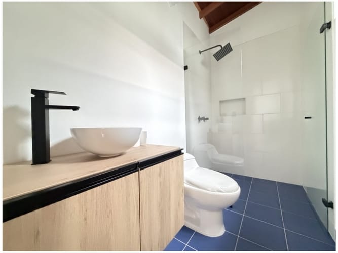 Casa de 3 alcobas en venta en El Tambo, La Ceja, 200 m² · foto 24 de 24