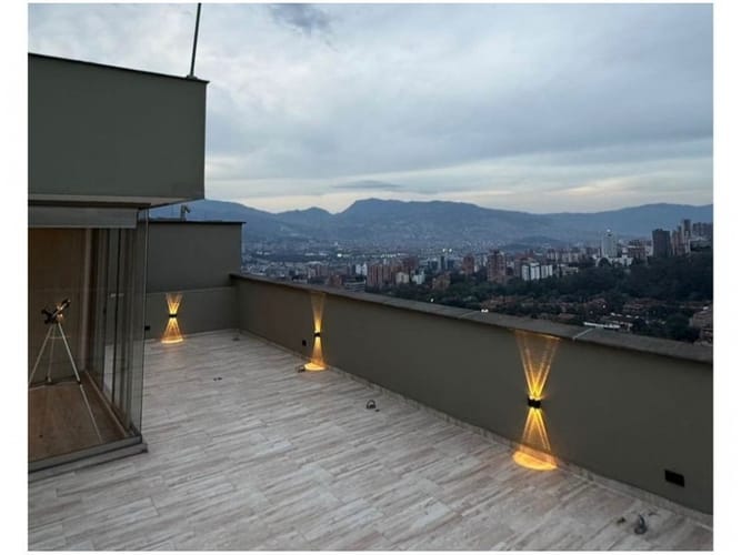 Apartamento de 2 alcobas en venta en Loma Del Esmeraldal, Medellín, 165 m² · foto 10 de 10