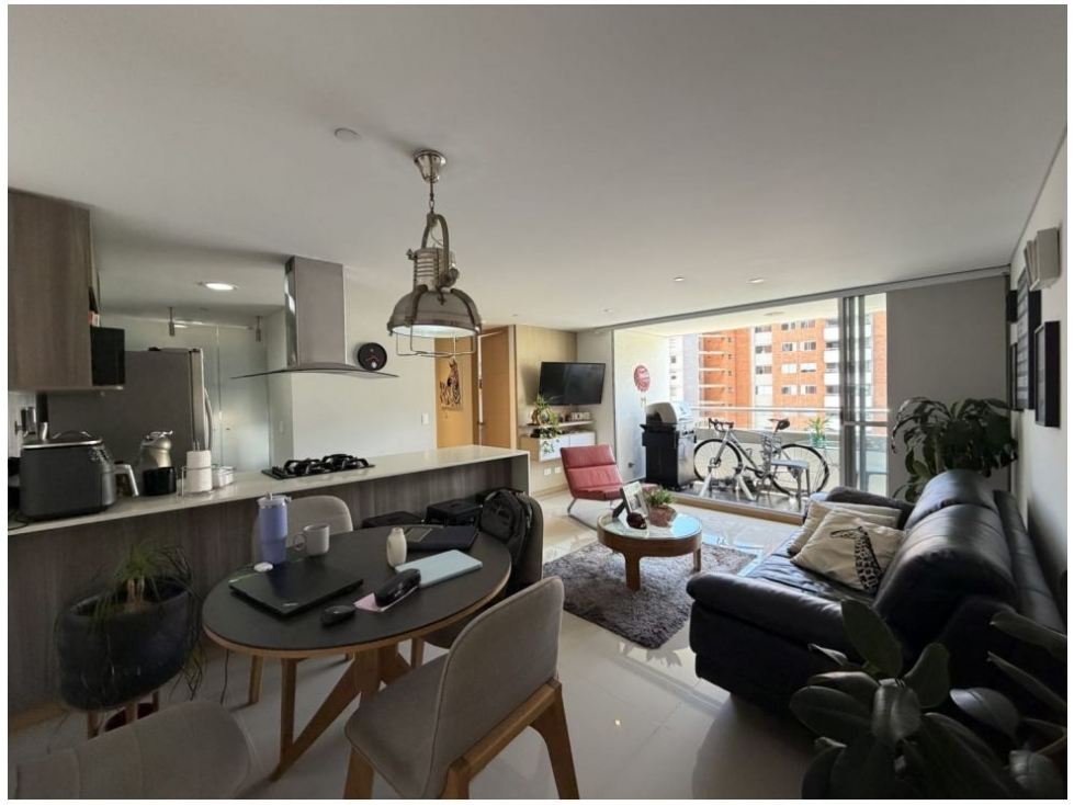 Apartamento en venta en La Abadia, Medellín · foto 3 de 13