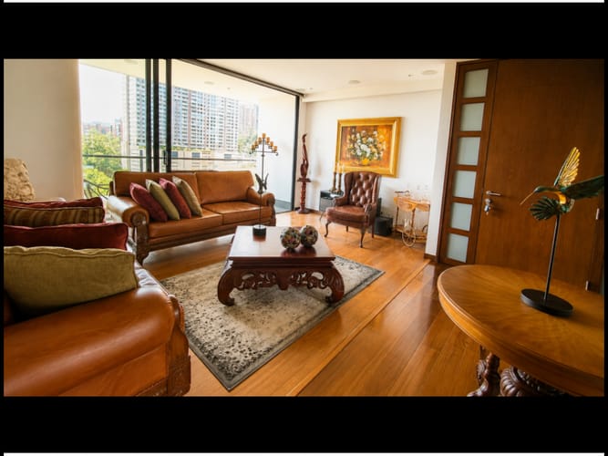 Apartamento de 3 alcobas en venta en San Lucas, Medellín, 192 m² · foto 4 de 13