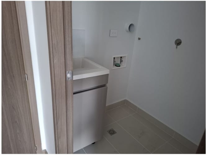 Apartamento en venta en El Poblado, Medellín · foto 12 de 24