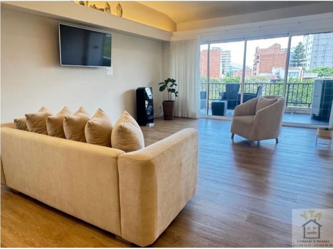Apartamento en venta en Laureles, Medellín · foto 2 de 24