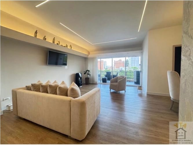Apartamento en venta en Laureles, Medellín · foto 3 de 24