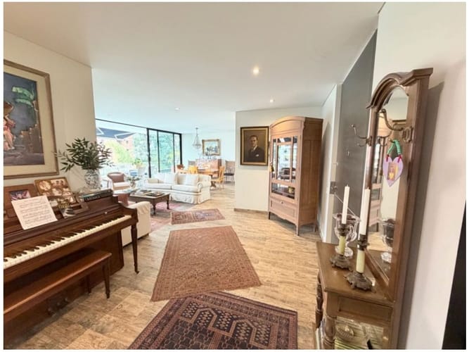 Apartamento de 2 alcobas en venta en El Poblado, Medellín, 181 m² · foto 6 de 24