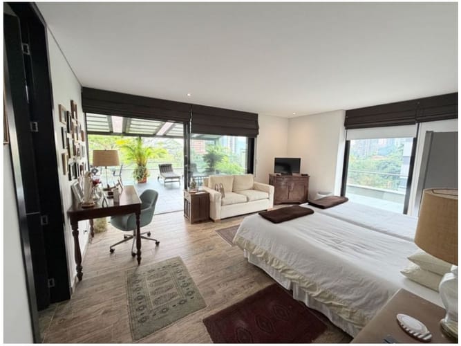 Apartamento de 2 alcobas en venta en El Poblado, Medellín, 181 m² · foto 9 de 24