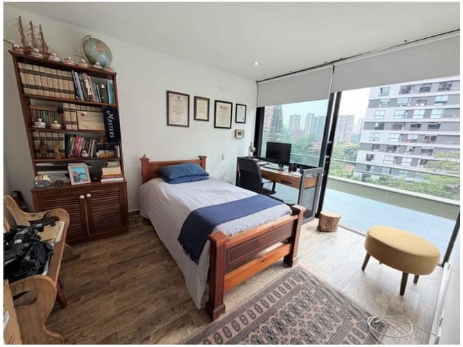 Apartamento de 2 alcobas en venta en El Poblado, Medellín, 181 m² · foto 16 de 24