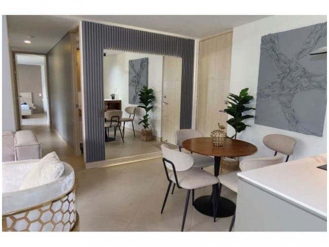 Apartamento de 3 alcobas en venta en Camino Verde, Envigado, 74 m² · foto 3 de 21