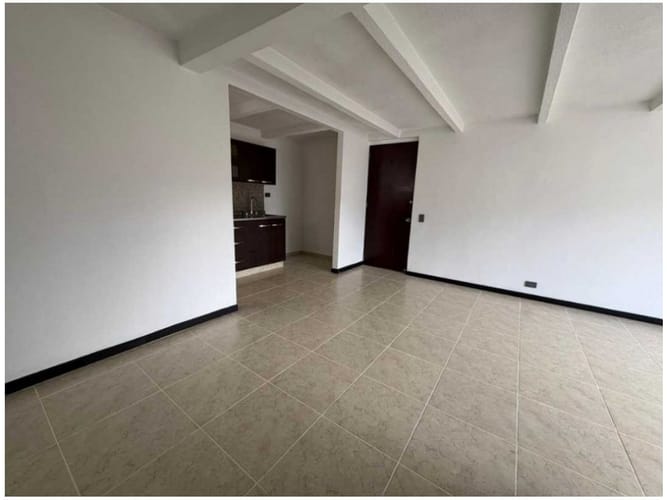 Apartamento de 3 alcobas en venta en Los Colores, Medellín, 82 m² · foto 6 de 19
