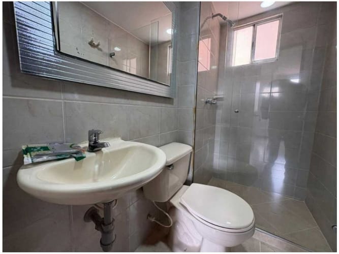 Apartamento de 3 alcobas en venta en Los Colores, Medellín, 82 m² · foto 8 de 19