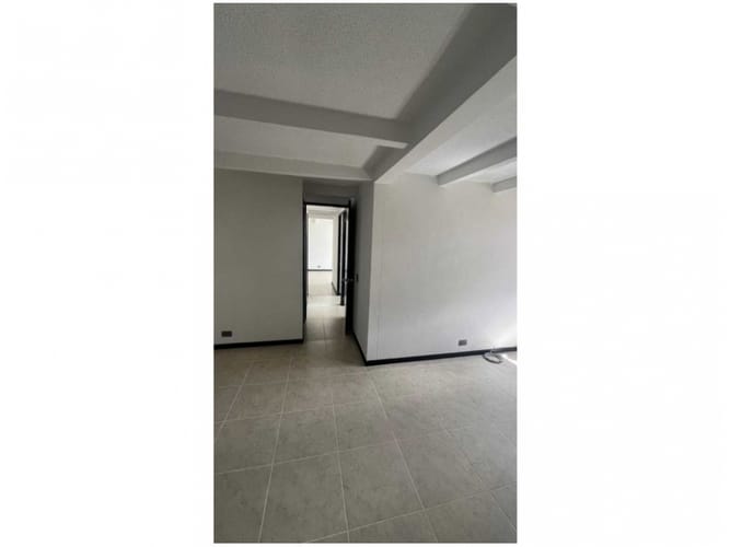 Apartamento de 3 alcobas en venta en Los Colores, Medellín, 82 m² · foto 17 de 19