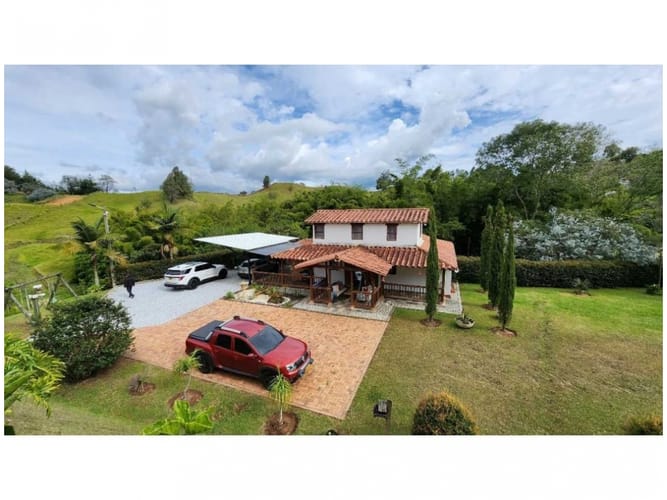 Casa de 4 alcobas en venta en Blanquizal, Rionegro · foto 20 de 20