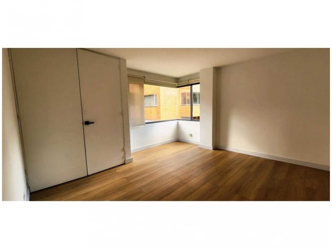 Apartamento de 3 alcobas en venta en La Linde, Medellín, 235 m² · foto 10 de 17