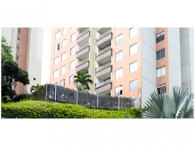 Apartamento en venta en El Poblado, Medellín · foto 17 de 18