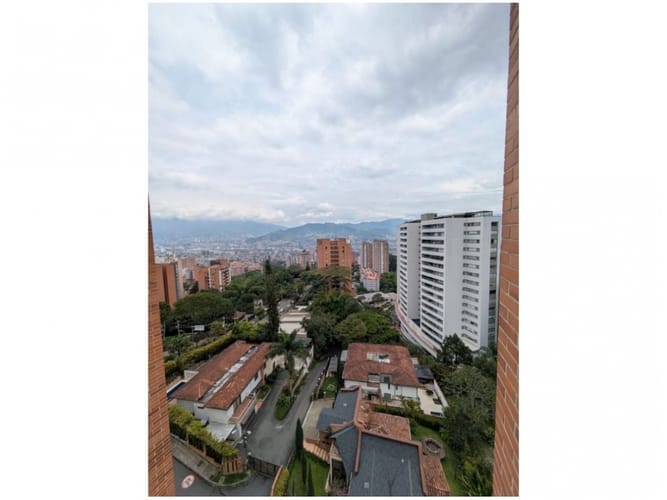 Apartamento de 3 alcobas en venta en El Esmeraldal, Medellín, 110 m² · foto 4 de 20