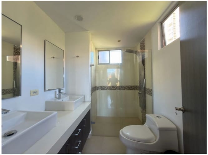 Apartamento de 3 alcobas en venta en Los Balsos, Medellín, 152 m² · foto 16 de 17
