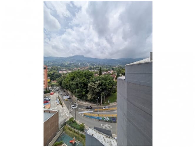 Apartamento de 3 alcobas en venta en El Esmeraldal, Medellín, 110 m² · foto 8 de 20