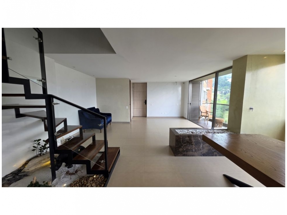 Apartamento en venta en Altos Del Poblado, Medellín · foto 17 de 24