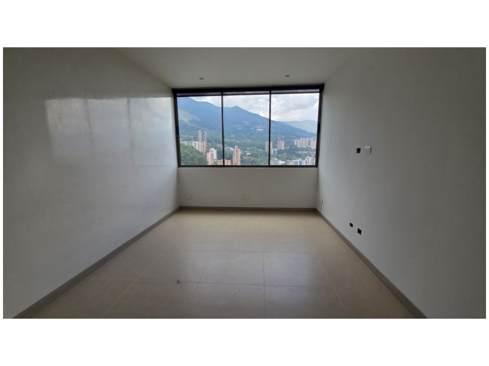 Apartamento en venta en Altos Del Poblado, Medellín · foto 22 de 24