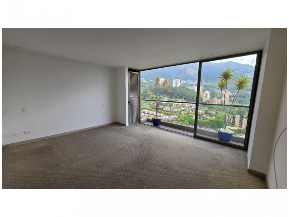 Apartamento en venta en Altos Del Poblado, Medellín · foto 24 de 24