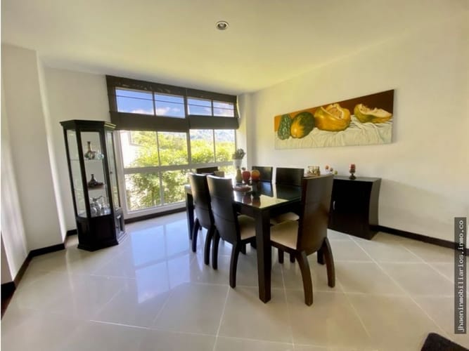 Casa de 4 alcobas en venta en Loma Del Escobero, Envigado, 1036 m² · foto 9 de 20