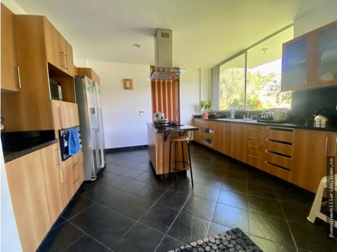 Casa de 4 alcobas en venta en Loma Del Escobero, Envigado, 1036 m² · foto 10 de 20