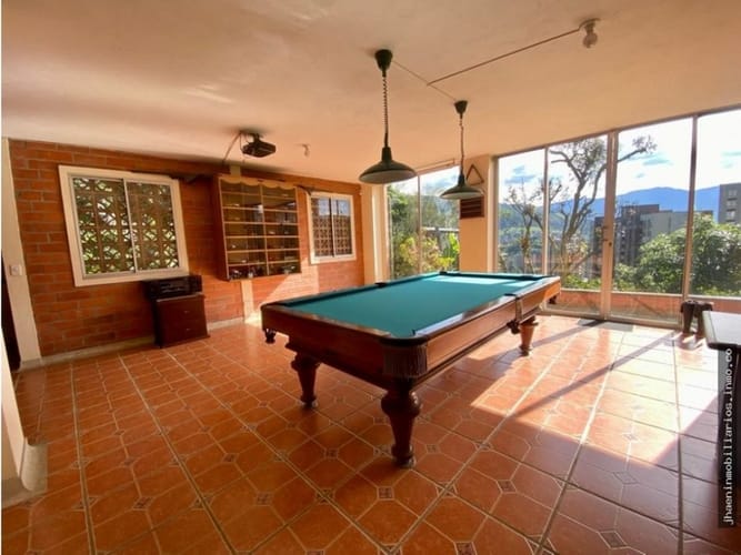 Casa de 4 alcobas en venta en Loma Del Escobero, Envigado, 1036 m² · foto 17 de 20