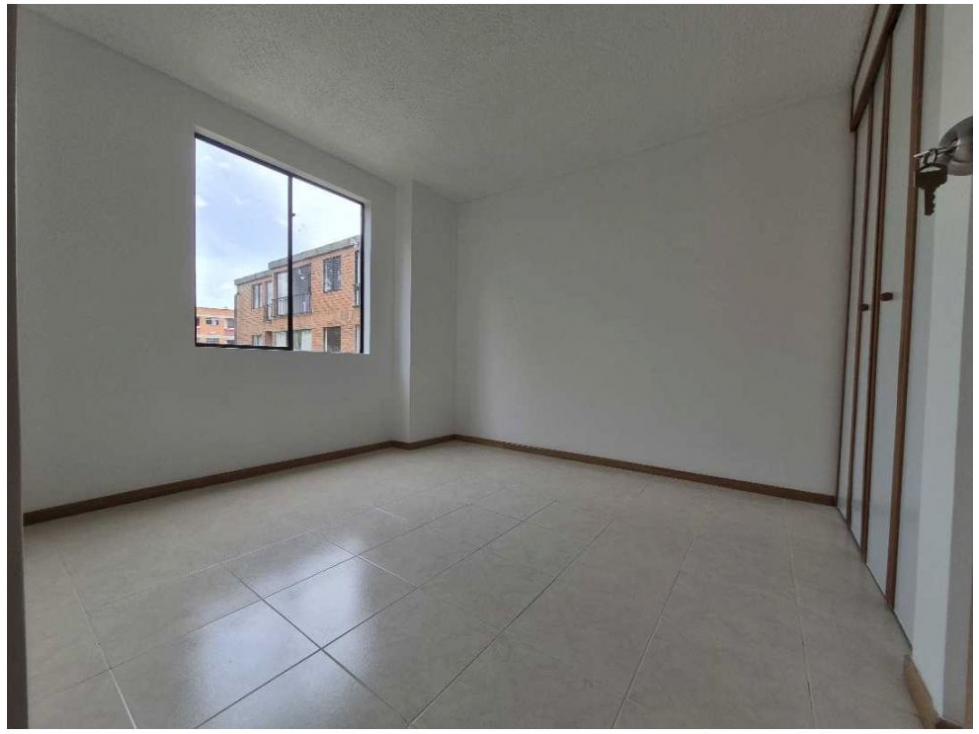 Apartamento en venta en Loma Del Escobero, Envigado · foto 8 de 16