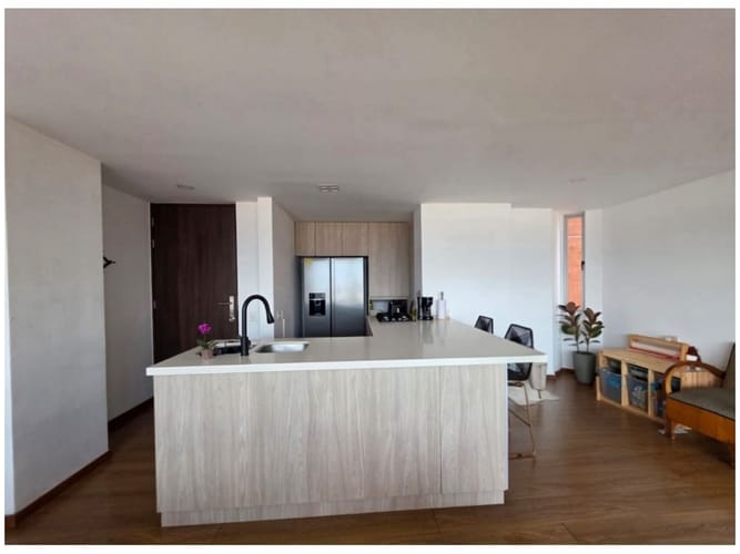 Apartamento de 2 alcobas en venta en Loma Del Esmeraldal, Envigado, 73 m² · foto 3 de 20